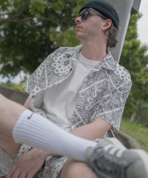 SIDEWAY STANCE（サイドウェイスタンス）の「【SIDEWAY STANCE】 ペイズリーバンダナ柄 ＆ デニム 半袖 オープンカラーシャツ セットアップ対応（シャツ/ブラウス・メンズ・ブラック/カーキ/ベージュ/ネイビー/ホワイト・LARGE/MEDIUM/X-LARGE）」の9枚目の写真