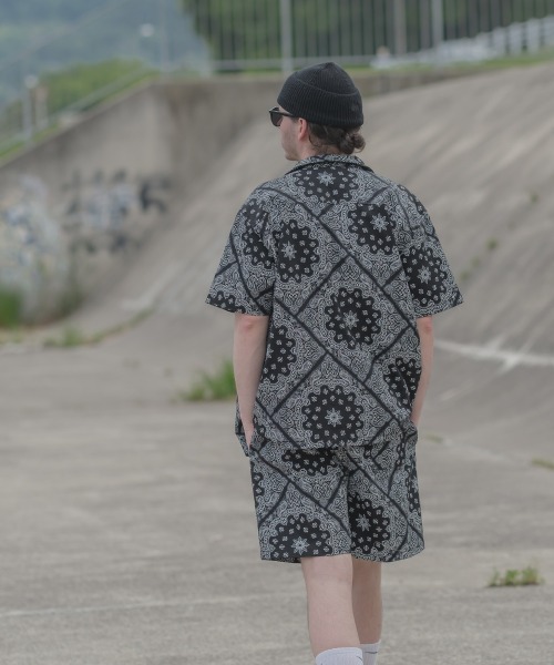 SIDEWAY STANCE（サイドウェイスタンス）の「【SIDEWAY STANCE】 ペイズリーバンダナ柄 ＆ デニム 半袖 オープンカラーシャツ セットアップ対応（シャツ/ブラウス・メンズ・ブラック/カーキ/ベージュ/ネイビー/ホワイト・LARGE/MEDIUM/X-LARGE）」の14枚目の写真