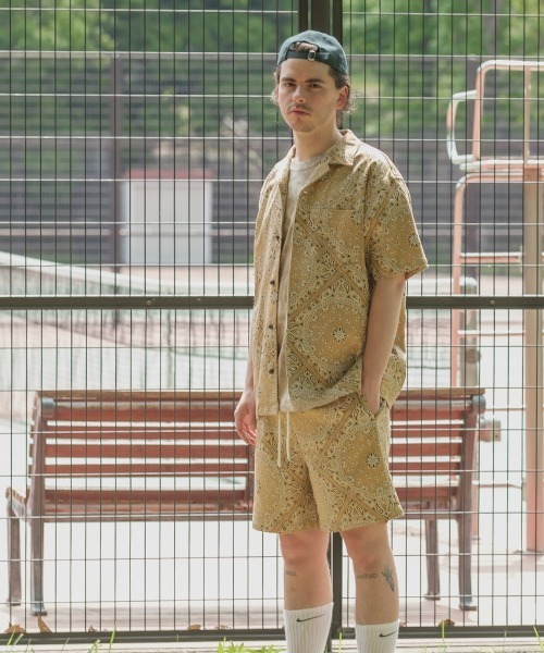 SIDEWAY STANCE（サイドウェイスタンス）の「【SIDEWAY STANCE】 ペイズリーバンダナ柄 ＆ デニム 半袖 オープンカラーシャツ セットアップ対応（シャツ/ブラウス・メンズ・ブラック/カーキ/ベージュ/ネイビー/ホワイト・LARGE/MEDIUM/X-LARGE）」の19枚目の写真