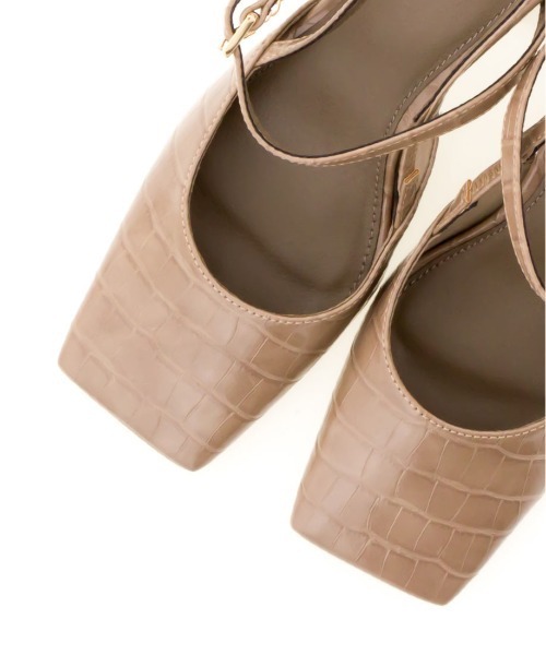 RANDA（ランダ）の「ワイドスクエアトゥバックストラップパンプス（パンプス・レディース・ベージュ/ブラウン/グレイッシュベージュ・LL/M/L/S）」の20枚目の写真