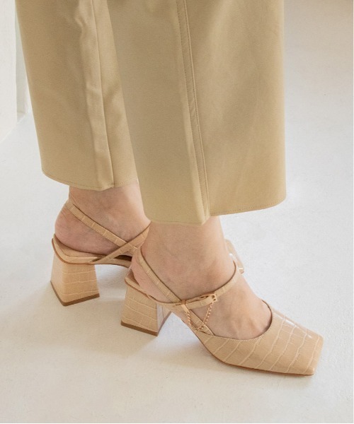RANDA（ランダ）の「ワイドスクエアトゥバックストラップパンプス（パンプス・レディース・ベージュ/ブラウン/グレイッシュベージュ・LL/M/L/S）」の12枚目の写真