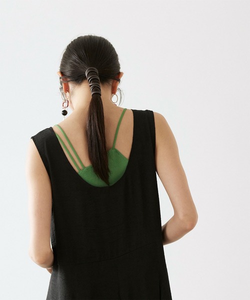 titivate（ティティベイト）の「ｱｼﾝﾒﾄﾘｰﾃﾞｻﾞｲﾝﾆｯﾄｷｬﾐｿｰﾙ（キャミソール・レディース・ブラック/レッド/ピンク/グリーン/グレイッシュベージュ・S/M）」の4枚目の写真