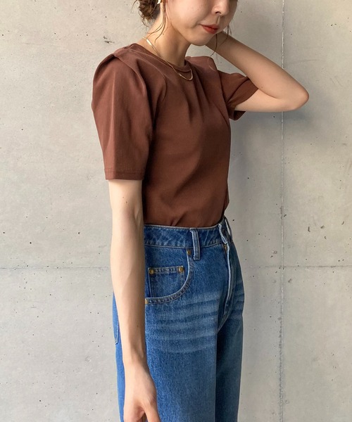 CAPRICIEUX LE'MAGE（カプリシューレマージュ）の「肩タックリブＴシャツ（Tシャツ/カットソー・レディース・ホワイト/ブラック/グリーン系その他/グリーン/ブラウン・FREE）」の12枚目の写真