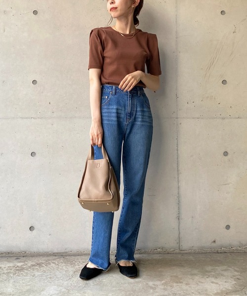 CAPRICIEUX LE'MAGE（カプリシューレマージュ）の「肩タックリブＴシャツ（Tシャツ/カットソー・レディース・ホワイト/ブラック/グリーン系その他/グリーン/ブラウン・FREE）」の7枚目の写真