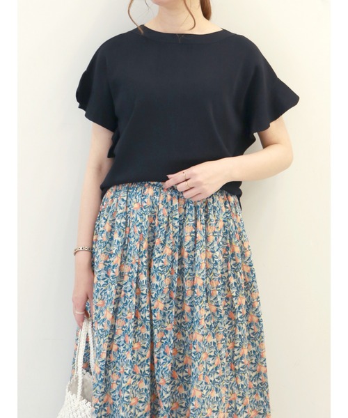 Te chichi(テチチ)の「フレアスリーブニットプルオーバー(ニット/セーター・レディース・ブラック/オフホワイト/グリーン・フリ-)」の2枚目の写真