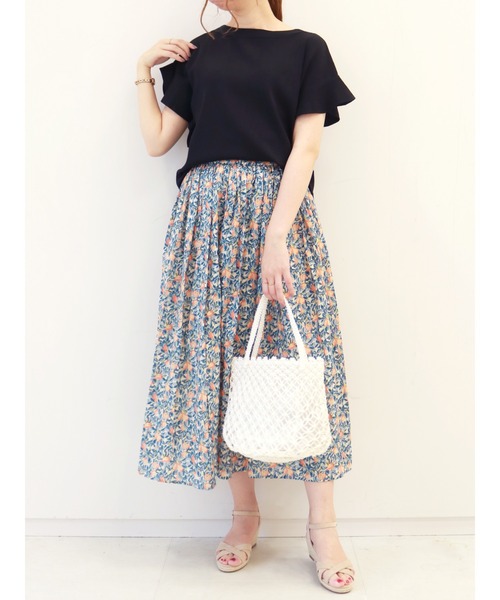 Te chichi(テチチ)の「フレアスリーブニットプルオーバー(ニット/セーター・レディース・ブラック/オフホワイト/グリーン・フリ-)」の7枚目の写真