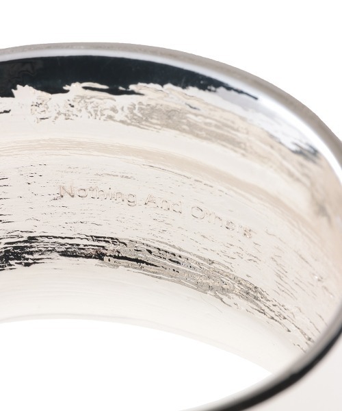 CLANE(クラネ)の「VOLUME BANGLE(バングル/リストバンド・レディース・シルバー・FREE)」の5枚目の写真