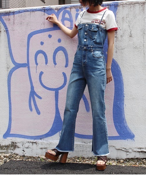 one way（ワンウェイ）の「【oneway Jeans】BACKリボンデニムサロペット（サロペット/オーバーオール・レディース・ライトブルー/ダークブルー・S/M）」の4枚目の写真