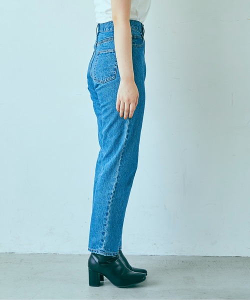 ANGIE（アンジー）の「ハイウエストスリムテーパードデニムパンツ