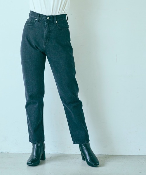 ANGIE(アンジー)の「ハイウエストスリムテーパードデニムパンツ(デニムパンツ・レディース・ブラック/ネイビー/ブルー・SMALL/MEDIUM/LARGE)」の20枚目の写真