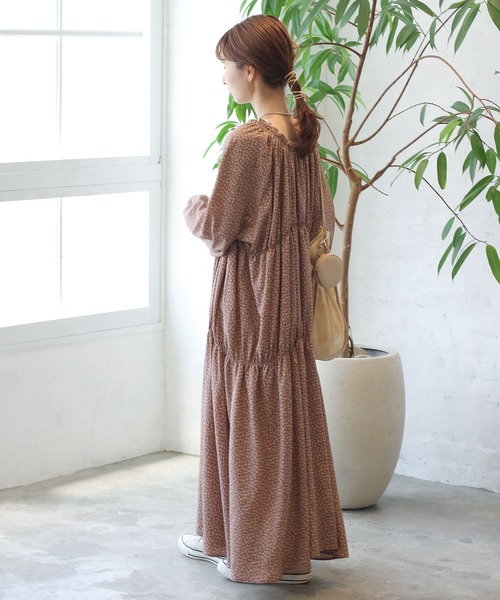 ワンピース ドレス ワンピースリーフ柄ティアードワンピース ワンピース Crisp クリスプ のファッション