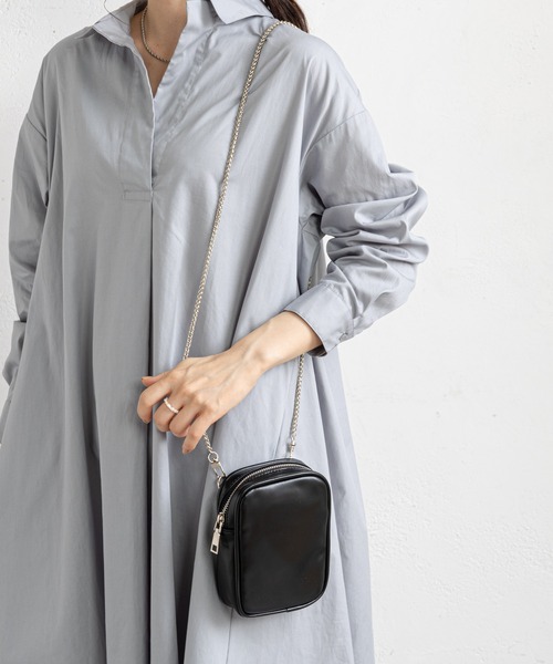 prose verse(プロズヴェール)の「チェーンショルダーミニポシェット(ショルダーバッグ・レディース・オフホワイト/ブラック/ブラウン・フリ-)」の5枚目の写真