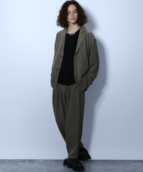 HARE(ハレ)の「プリーツテーパードパンツ(HARE)(その他パンツ・メンズ・ブラウン/ブラック・MEDIUM/SMALL)」の3枚目の写真