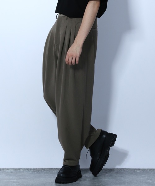 HARE(ハレ)の「プリーツテーパードパンツ(HARE)(その他パンツ・メンズ・ブラウン/ブラック・MEDIUM/SMALL)」の13枚目の写真