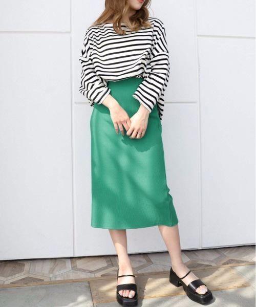 moment+（モーメントプラス）の「【セットアップ対応】綿ストレッチリブセミタイトスカート（スカート・レディース・ブラック/グリーン/パープル/レッド/杢グレー/ライトグリーン/ブルー/グリーン系その他・S/M/L）」の16枚目の写真