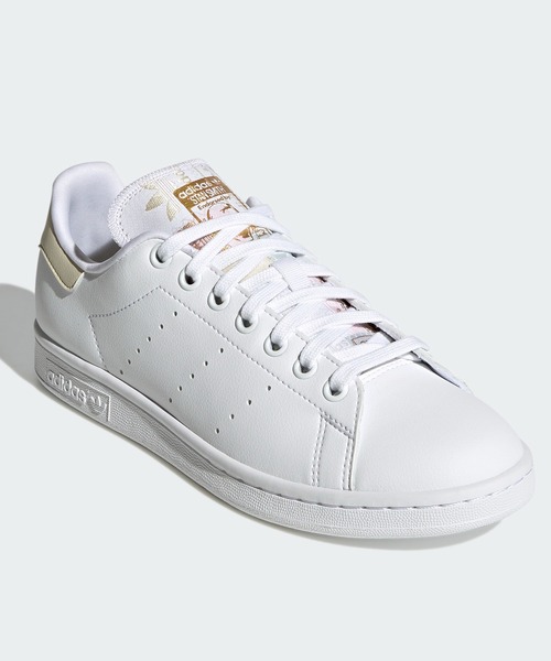 adidas（アディダス）の「スタンスミス [STAN SMITH] アディダスオリジナルス（スニーカー・レディース・ホワイト×ピンク/ホワイト系その他・22.5cm/24.5cm/26.5cm/22.0cm/24.0cm/26.0cm/28.0cm/25.0cm/27.0cm/23.5cm/25.5cm/27.5cm/23.0cm）」の13枚目の写真