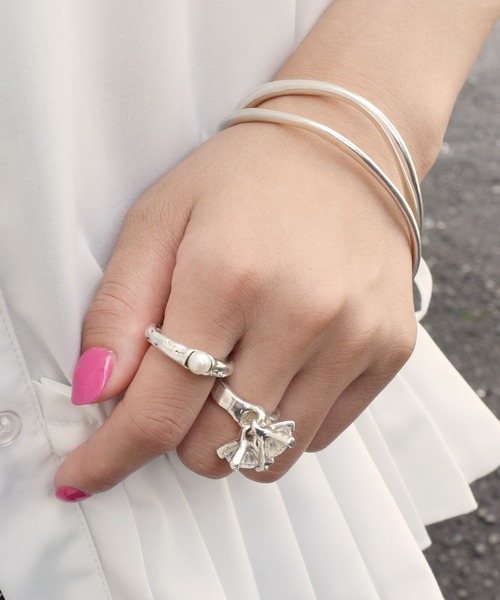 e.m.（イーエム）の「my pearl ring（リング・レディース・シルバー・#15/#9/#13/#11/#19/#17）」の12枚目の写真