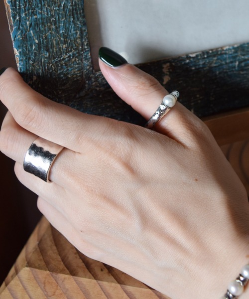 e.m.（イーエム）の「my pearl ring（リング・レディース・シルバー・#15/#9/#13/#11/#19/#17）」の17枚目の写真
