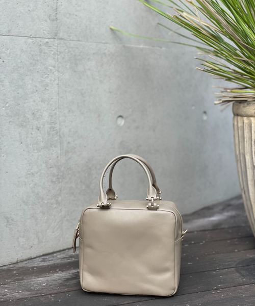 RIVE DROITE（リヴドロワ）の「デイリー使いが叶うシンプルバッグ