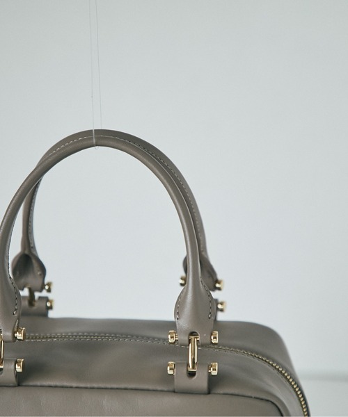 RIVE DROITE（リヴドロワ）の「デイリー使いが叶うシンプルバッグ　レザースクエアミニボストン（ボストンバッグ・レディース・ブラック/グレー系その他・FREE）」の7枚目の写真