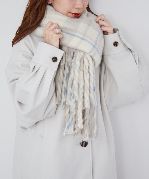 Heather（ヘザー）の「オオバンストール　254589（ストール/ショール・レディース・アイボリー/ホワイト系その他/ブラック/ブラック系その他/グリーン系その他/ベージュ系その他・ONE SIZE）」の3枚目の写真