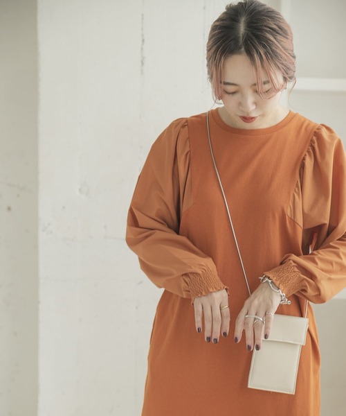 ITEMS URBANRESEARCH（アイテムズ アーバンリサーチ）の「ソデドッキングワンピース（ワンピース・レディース・ブラック/グレー系その他/レッド系その他・FREE）」の7枚目の写真