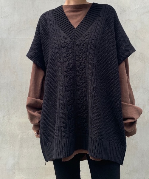 DANKE SCHON（ダンケシェーン）の「DankeSchon/ダンケシェーン/ジップアップニットベスト（ベスト・メンズ・ホワイト/ブラック/カーキ・FREE）」の2枚目の写真