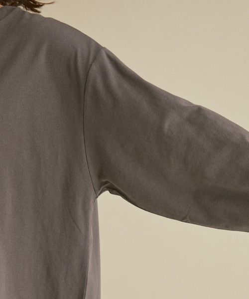 VIS(ビス)の「綿100%。トレンドに左右されないベーシック無地ロングTシャツ(Tシャツ/カットソー・レディース・ブラウン/オフホワイト/スミクロ・FREE)」の7枚目の写真