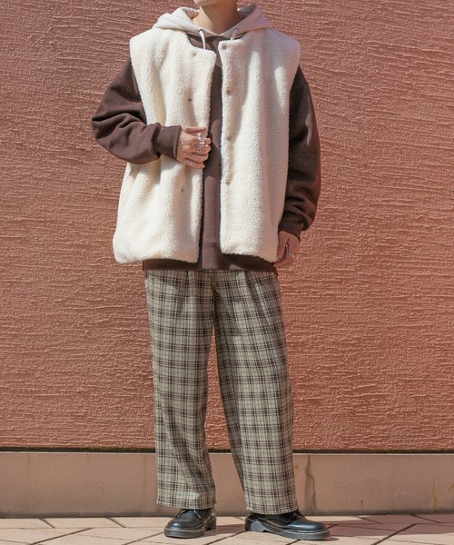 PairPair（ペアペア）の「ボアベスト(ユニセックス)（ベスト・レディース・アイボリー/モカ・MEDIUM/LARGE）」の19枚目の写真