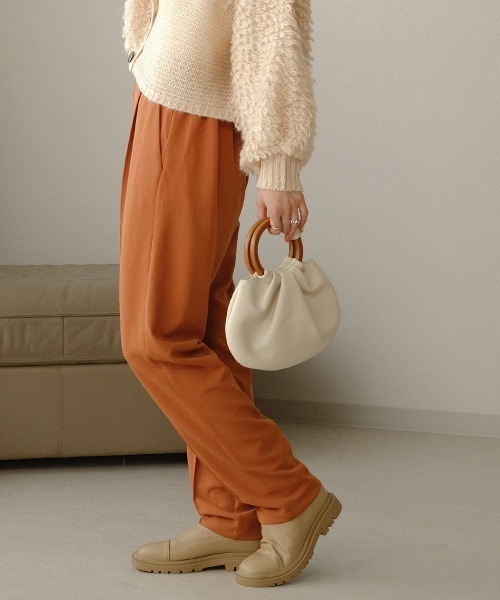 Bab（バブ）の「【WEB限定】美脚センターシームパンツ（その他パンツ・レディース・ネイビー/オレンジ/ブルー/グリーン・M）」の12枚目の写真