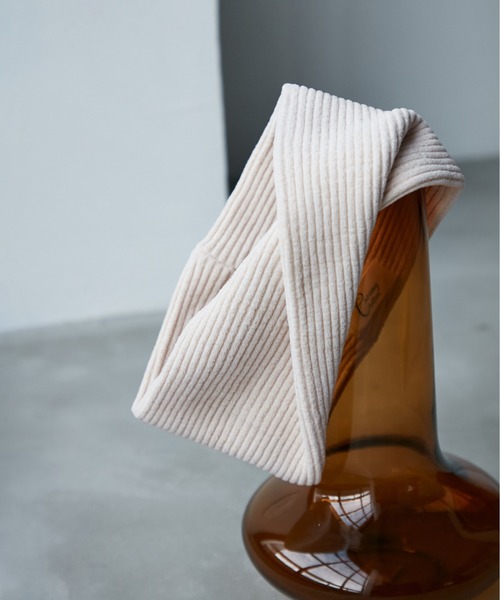 SALON adam et rope'（サロン アダム エ ロペ）の「【極上の肌ざわり】ヘアバンド -CreamyCotton /クリーミーコットン-（ヘアバンド・レディース・オフホワイト/チャコールグレー/パープル/マスタード・FREE）」の2枚目の写真