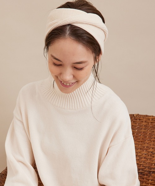 SALON adam et rope'（サロン アダム エ ロペ）の「【極上の肌ざわり】ヘアバンド -CreamyCotton /クリーミーコットン-（ヘアバンド・レディース・オフホワイト/チャコールグレー/パープル/マスタード・FREE）」の11枚目の写真
