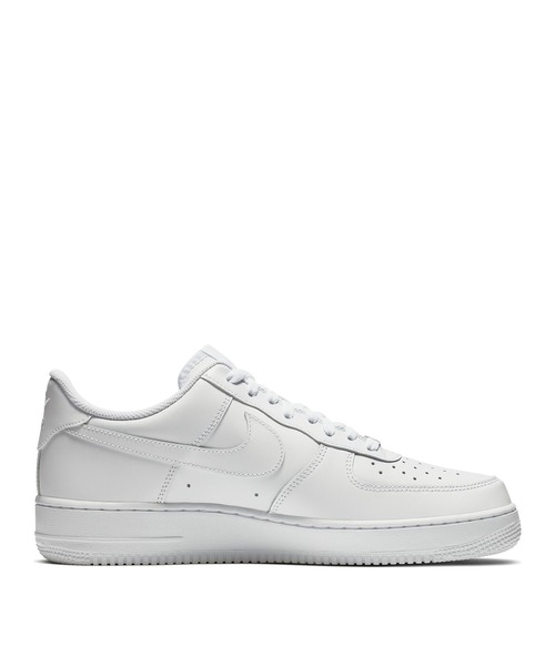 NIKE（ナイキ）の「NIKE / AIR FORCE 1 '07（スニーカー・メンズ・ホワイト/ブラック・26/27/28）」の3枚目の写真