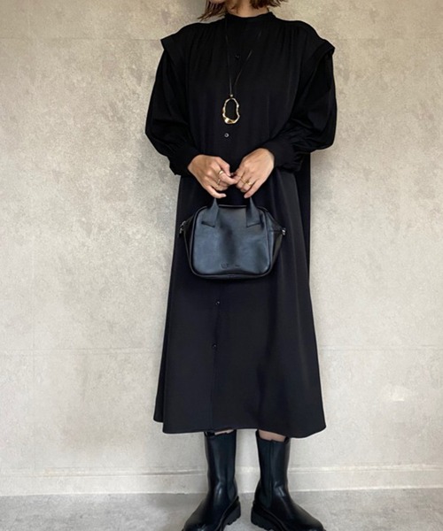 ECRIRE（エクリール）の「【miho.a.nicoコラボ】Vネックベスト+シャツOP（シャツワンピース・レディース・チャコールグレー/ブラック/ベージュ/アイボリー・M/L）」の11枚目の写真