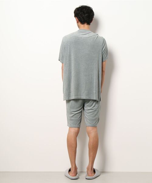 FRUIT OF THE LOOM(フルーツオブザルーム)の「【FRUIT OF THE LOOM】パイルルームウェアセットアップ/クルーネック/半袖Tシャツ&ハーフパンツ(ルームウェア/パジャマ・メンズ・グレー/ホワイト/ネイビー/ブラック・LL/M/L)」の6枚目の写真