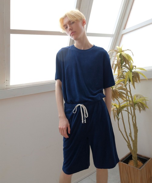 FRUIT OF THE LOOM(フルーツオブザルーム)の「【FRUIT OF THE LOOM】パイルルームウェアセットアップ/クルーネック/半袖Tシャツ&ハーフパンツ(ルームウェア/パジャマ・メンズ・グレー/ホワイト/ネイビー/ブラック・LL/M/L)」の4枚目の写真