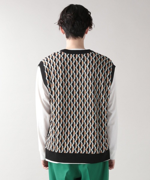 RAGEBLUE（レイジブルー）の「柄ニットVベスト/264759（ベスト・メンズ・ブラック/ベージュ・MEDIUM/LARGE）」の11枚目の写真
