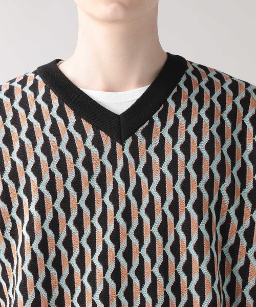 RAGEBLUE（レイジブルー）の「柄ニットVベスト/264759（ベスト・メンズ・ブラック/ベージュ・MEDIUM/LARGE）」の12枚目の写真