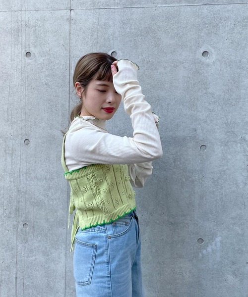 w closet（ダブルクローゼット）の「ランダムテレコフィンガーホールプルオーバー（Tシャツ/カットソー・レディース・アイボリー/イエロー/サックスブルー系1/ブラック・FREE）」の9枚目の写真