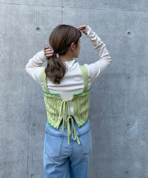 w closet（ダブルクローゼット）の「ランダムテレコフィンガーホールプルオーバー（Tシャツ/カットソー・レディース・アイボリー/イエロー/サックスブルー系1/ブラック・FREE）」の12枚目の写真