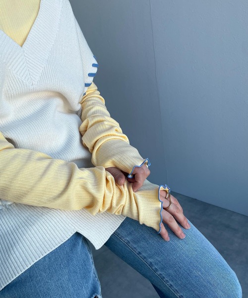 w closet（ダブルクローゼット）の「ランダムテレコフィンガーホールプルオーバー（Tシャツ/カットソー・レディース・アイボリー/イエロー/サックスブルー系1/ブラック・FREE）」の17枚目の写真