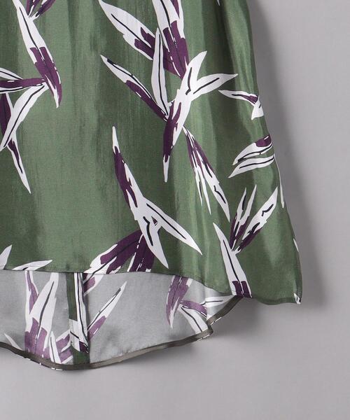 SACRA（サクラ）の「＜SACRA（サクラ）＞リーフプリント ノースリーブ ブラウス（シャツ/ブラウス・レディース・ダークグリーン・38）」の11枚目の写真