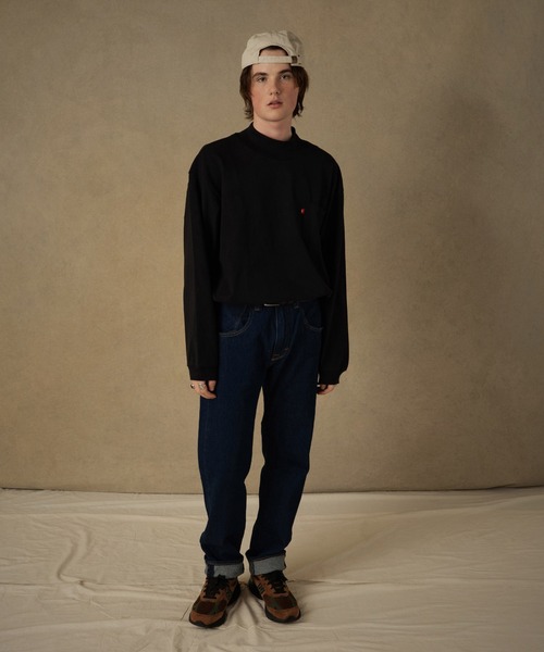Levi's(リーバイス)の「Levi's(R) RED モックネック ロングスリーブカットソー CAVIAR(Tシャツ/カットソー・メンズ・ブラック・L/XL/S/M)」の6枚目の写真