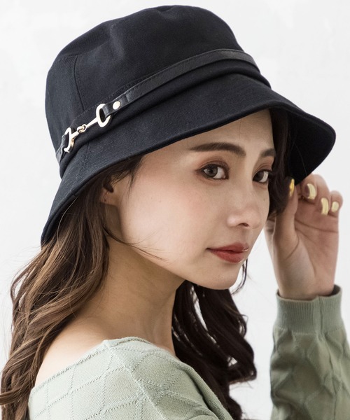 Julia Boutique(ジュリアブティック)の「ビット付きバケットハット/22135(ハット・レディース・ホワイト/ブラック・ONE)」の6枚目の写真