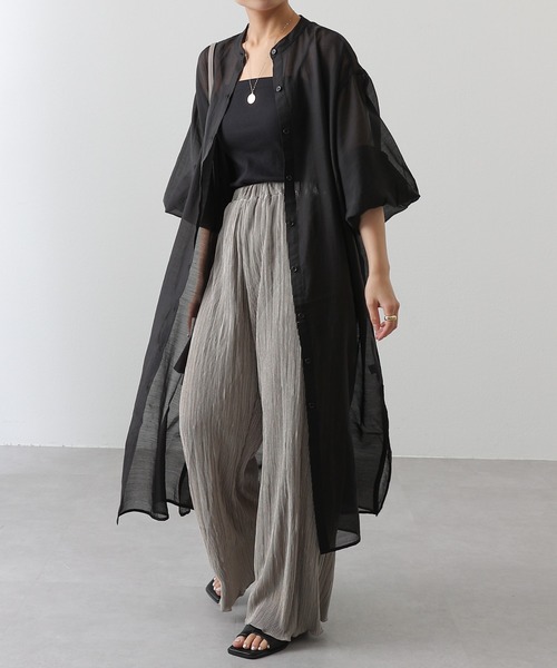 COLONY 2139（コロニートゥーワンスリーナイン）の「サテンミニプリーツストレートパンツ（その他パンツ・レディース・ブラック/ブルー/アイボリー/グレイッシュベージュ・MEDIUM/LARGE）」の12枚目の写真