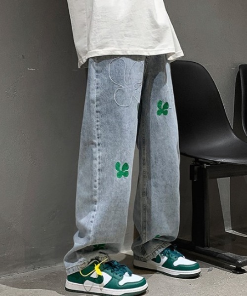 ARULE(アルール)の「A'GEM/9 × .kom『ARULE/アルール』ワイドシルエット 英字 ワッペンデニムパンツ(デニムパンツ・メンズ・ブラック/ブルー・M/L)」の7枚目の写真