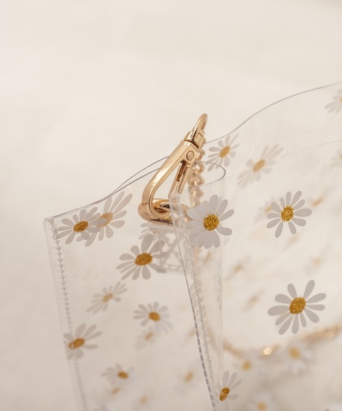 OLIVE des OLIVE(オリーブデオリーブ)の「【WEB限定カラー有】巾着ショルダーinPVCバッグ(ショルダーバッグ・レディース・オフホワイト/シルバー/スミクロ・FREE)」の15枚目の写真