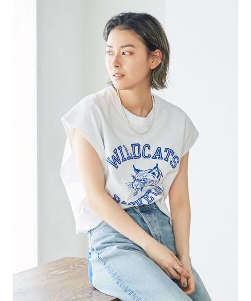 Russell Athletic(ラッセルアスレティック)の「RUSSELL別注 プリントロゴタンクトップ(Tシャツ/カットソー・レディース・オフホワイト/チャコールグレー/ブラウン・FREE)」の11枚目の写真