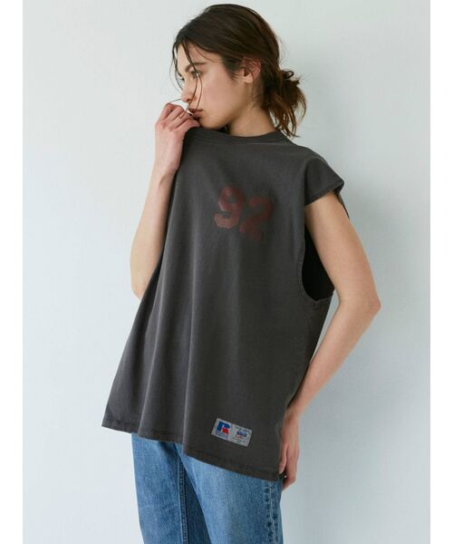 Russell Athletic(ラッセルアスレティック)の「RUSSELL別注 プリントロゴタンクトップ(Tシャツ/カットソー・レディース・オフホワイト/チャコールグレー/ブラウン・FREE)」の15枚目の写真