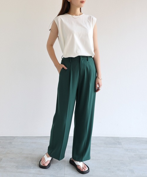 andme(アンドミー)の「ワキ見え防止ノースリーブトップス(Tシャツ/カットソー・レディース・ブラック/オフホワイト/テラコッタ/チャコールグレー/イエロー・M)」の12枚目の写真